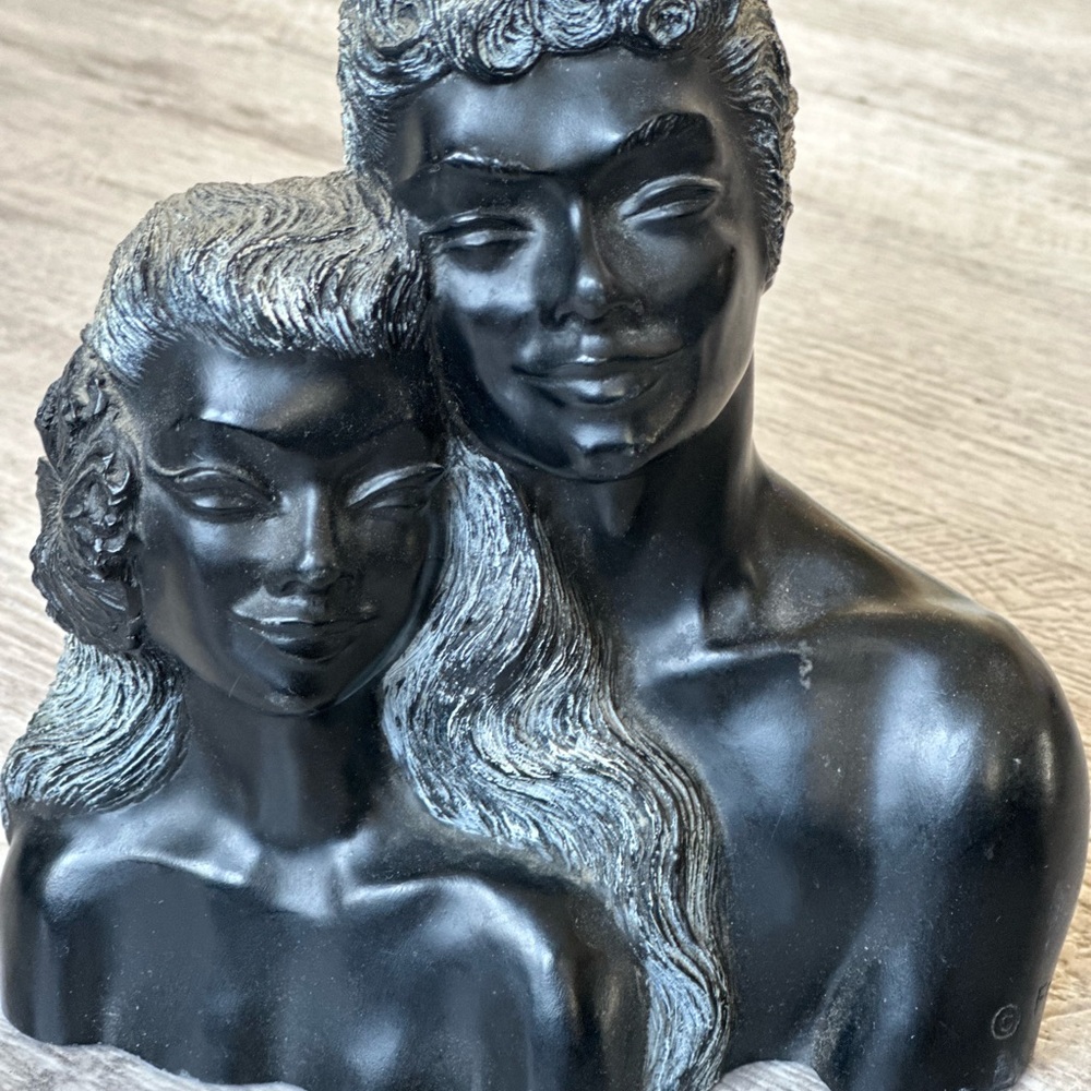 Elegant Black and Gray Couple Sculpture - Black Cloral Hawaii